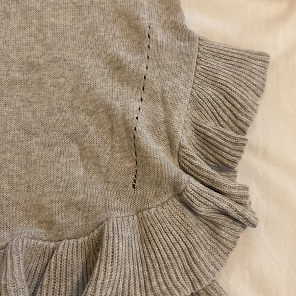 Ripzone long sleeve sweater with ruffle hem - Picture 2 of 4